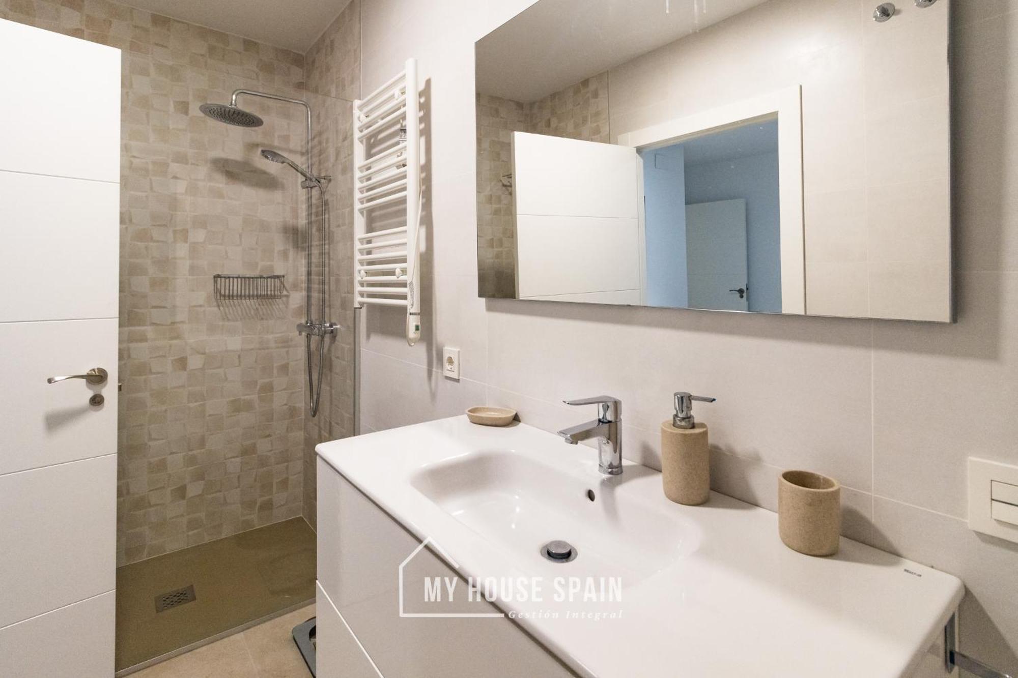 Myhousespain - Piso En Centro A Pocos Minutos De Playas Gijón